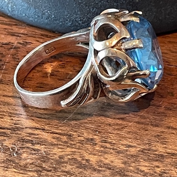 1940 9k Genuine Gold Aquamarine Ring - Picture 5 of 10